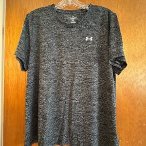 Under Armour Women's Gray Short Sleeve Tee